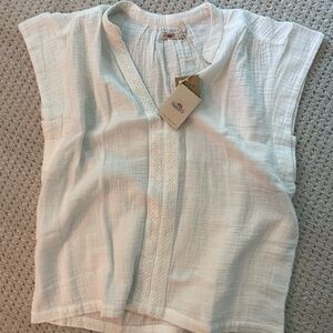 NWT Faherty cotton shirt